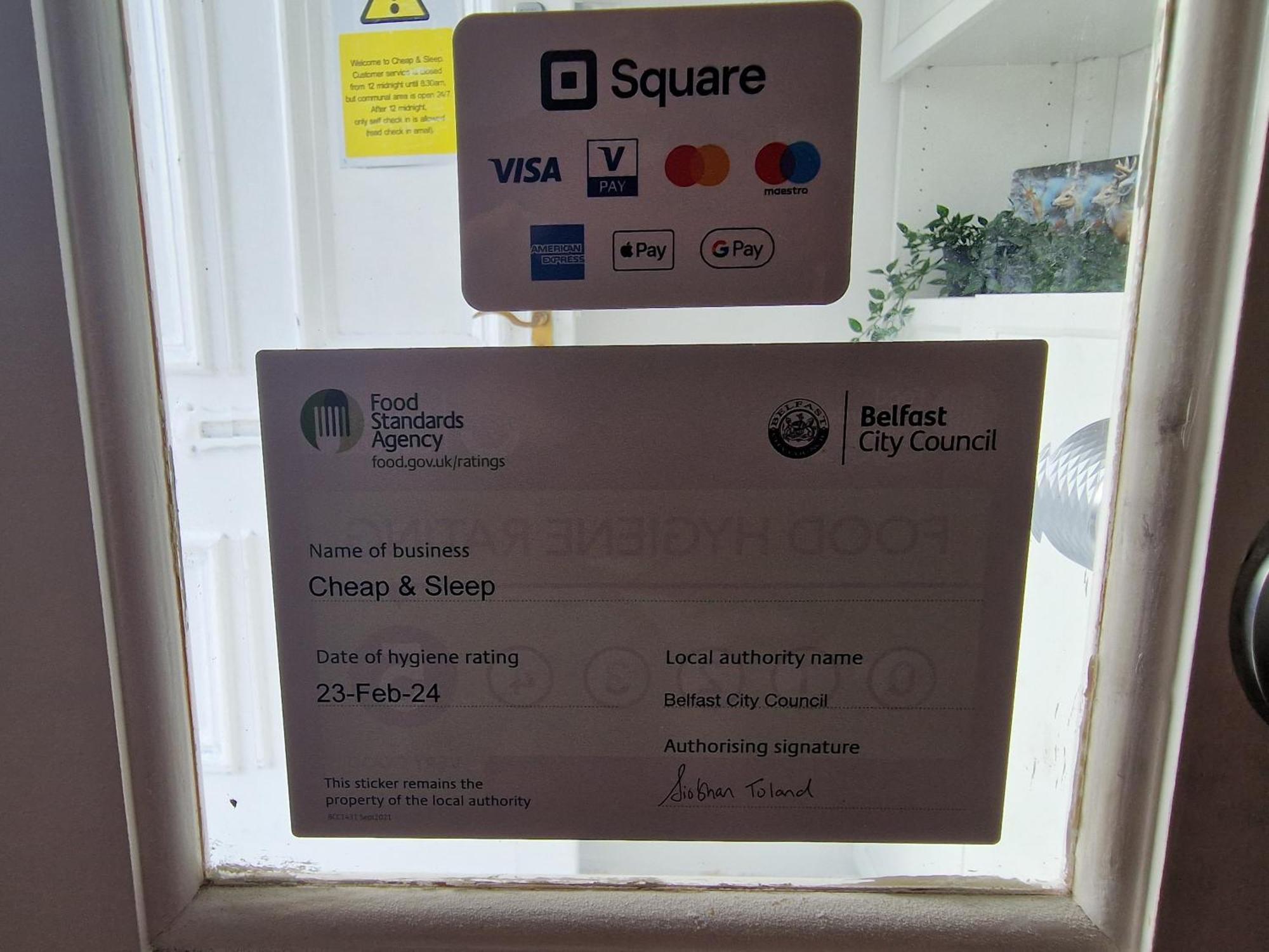 Aunty Katie'S House, Ni Tourist Board Certified & Located On The Main Oldpark Road To Belfast, With Free Continental Breakfast & Free Ultra Fast Sky Internet, Free Sky Sports & Free Sky Cinema, Self-Check In After 10Pm Gmt Hostel Kültér fotó