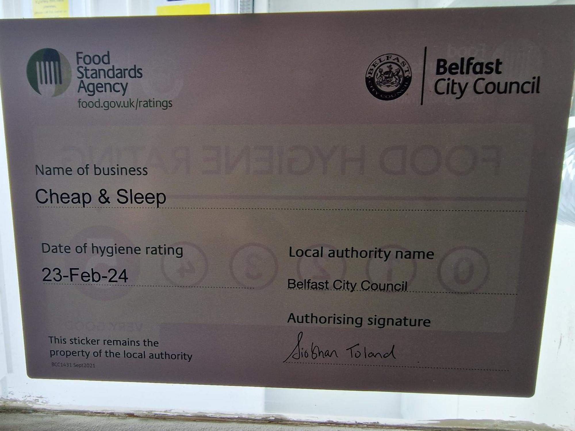 Aunty Katie'S House, Ni Tourist Board Certified & Located On The Main Oldpark Road To Belfast, With Free Continental Breakfast & Free Ultra Fast Sky Internet, Free Sky Sports & Free Sky Cinema, Self-Check In After 10Pm Gmt Hostel Kültér fotó