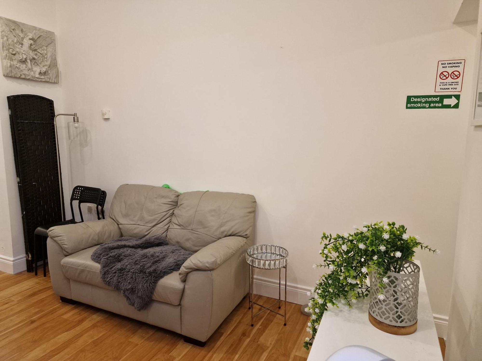 Aunty Katie'S House, Ni Tourist Board Certified & Located On The Main Oldpark Road To Belfast, With Free Continental Breakfast & Free Ultra Fast Sky Internet, Free Sky Sports & Free Sky Cinema, Self-Check In After 10Pm Gmt Hostel Kültér fotó